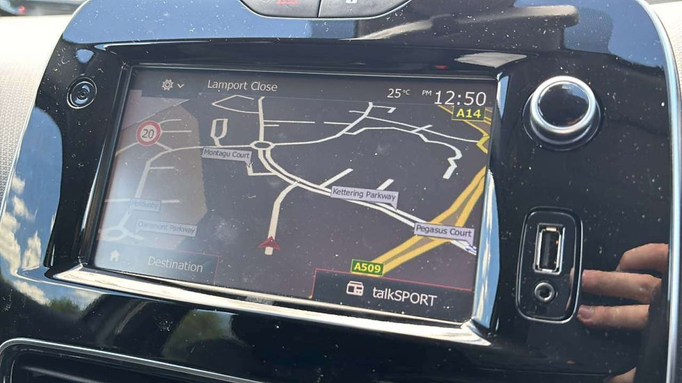 Thumbnail: Renault Clio 0.9 TCe Dynamique Nav Euro 6 (s/s) 5dr-44,670 miles-petrol-3 owners