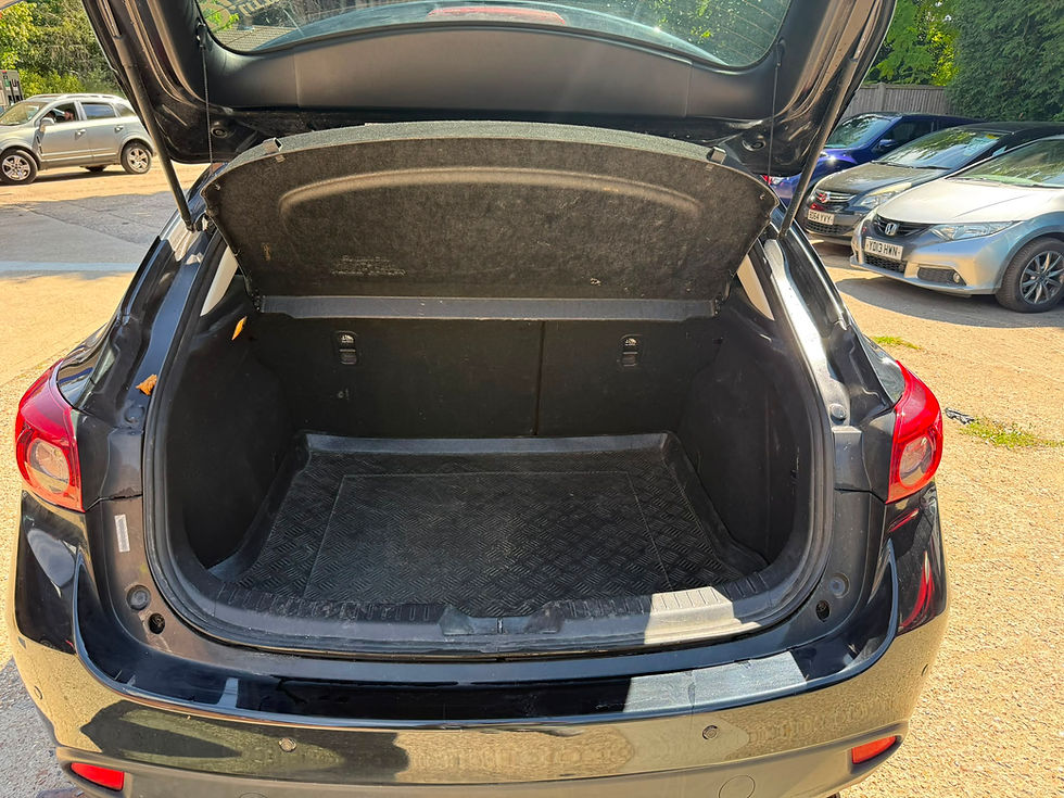 Thumbnail: Mazda Mazda3 2.0 SKYACTIV-G Sport Nav Euro 6 (s/s) 5dr-82,775 miles-petrol-3 own