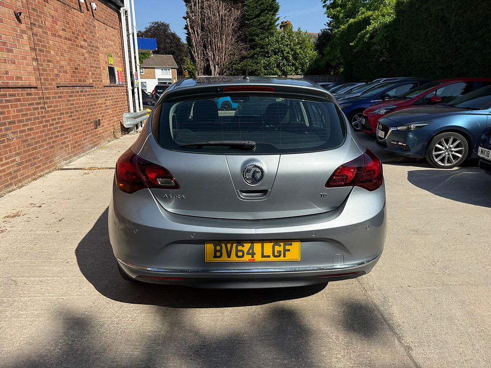 Thumbnail: Vauxhall Astra 1.6 16v Elite Euro 5 5dr