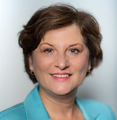 Ruth%20Smith%20photo%20-%20cropped_edite