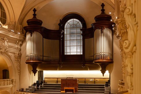 Schwyz - Kollegiumskirche - Main Organ