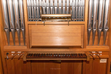 Breite b. Nürensdorf - Kapelle St. Oswald von Solothurn - Main Organ