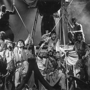 Dagoll Dagom, la història de mig segle de teatre musical a Catalunya