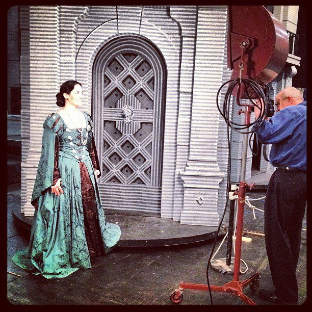 488239_495708403774768_1918154782_n