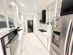 27 Amplia cocina