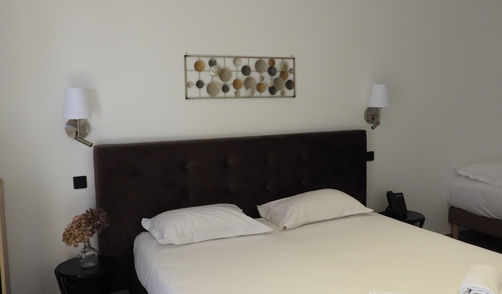 Chambre triple standard (1).JPG