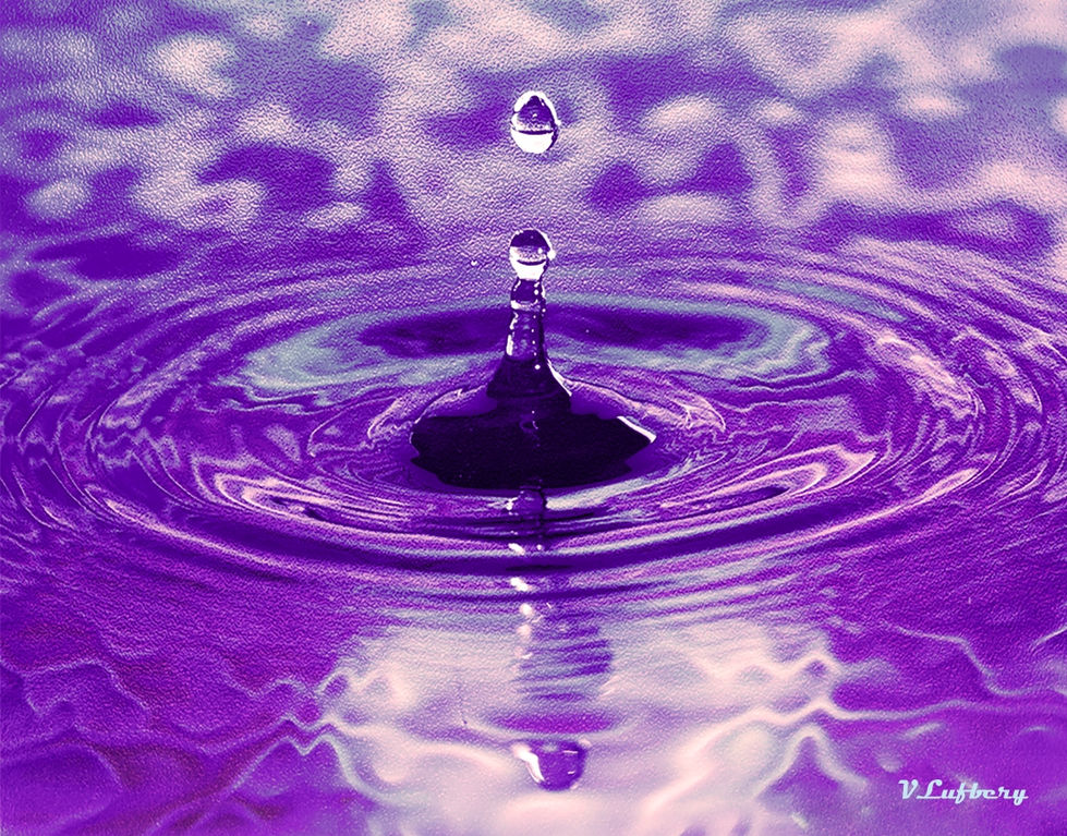 0000-Violet water drop