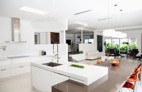 Bright and Modern Kitchen