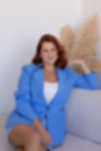 Consultora de CRM em conversa