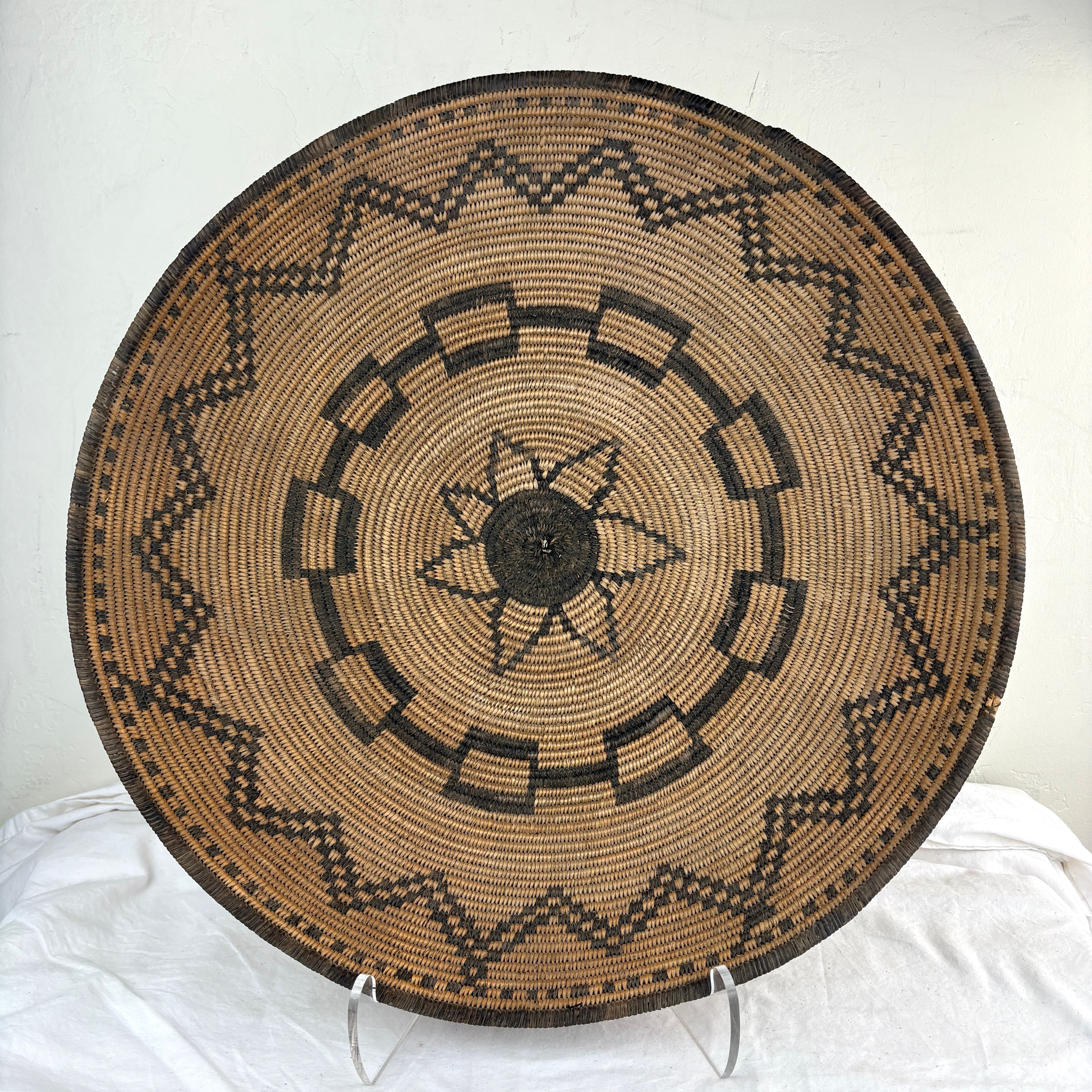 Large Vintage Apache Yavapai Gambling Tray Design Basket