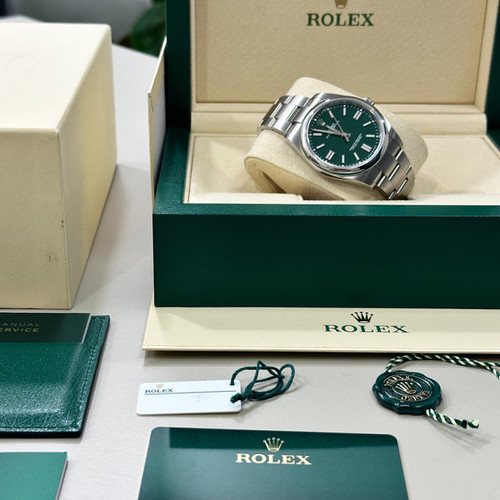 Rolex Oyster Perpetual 41 Green Dial | 124300 | Unworn | Put That