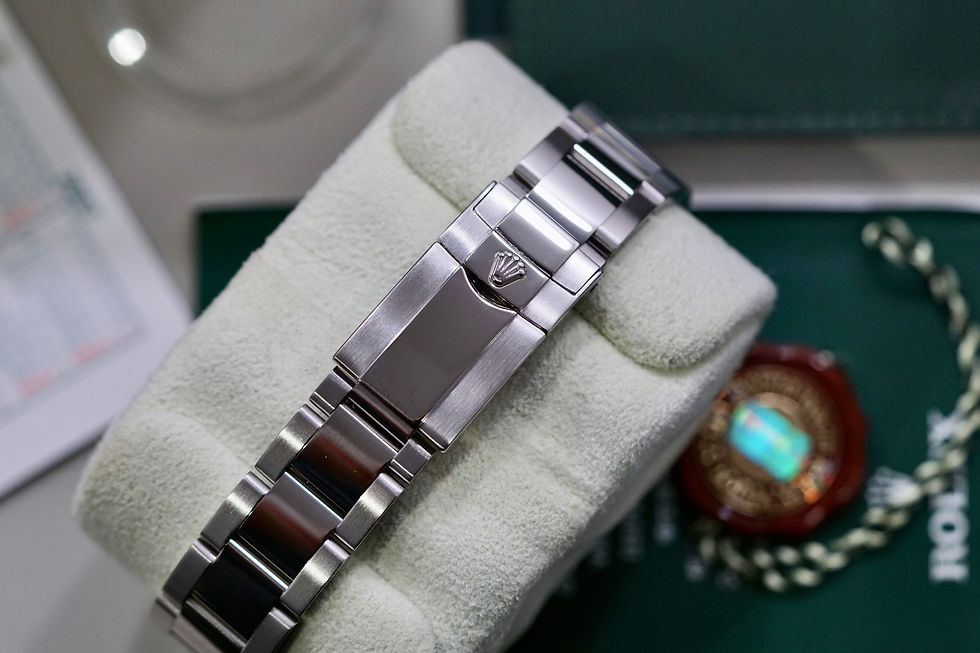 Thumbnail: Rolex Daytona 116509 Black Racing Dial Full Set In White Gold