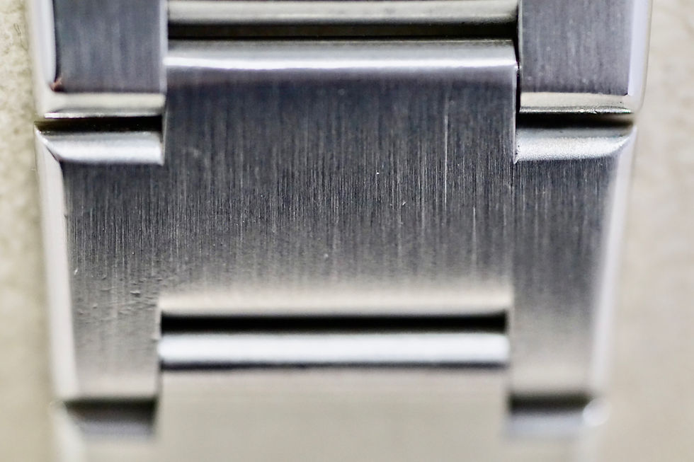 Thumbnail: Rolex Oyster Quartz 17000 in Steel
