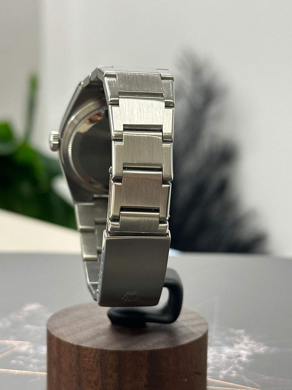 Thumbnail: Rolex Datejust Oyster Quartz 17000 White Roman