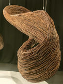 Installation suspendue en fibres tressées au salon Architect@Work Marseille 2025