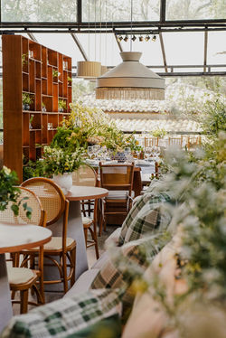 Casamento em amarelo e branco na Fazenda Santa Bárbara