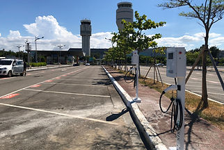 機場停車場 充電車位 充電樁 合作充電站