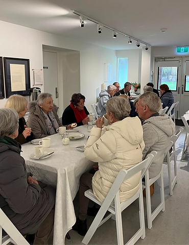 Museum Group tours 1_edited.png