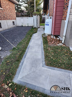 SHK Paysagement - Pose de passage en pavé uni et gazon