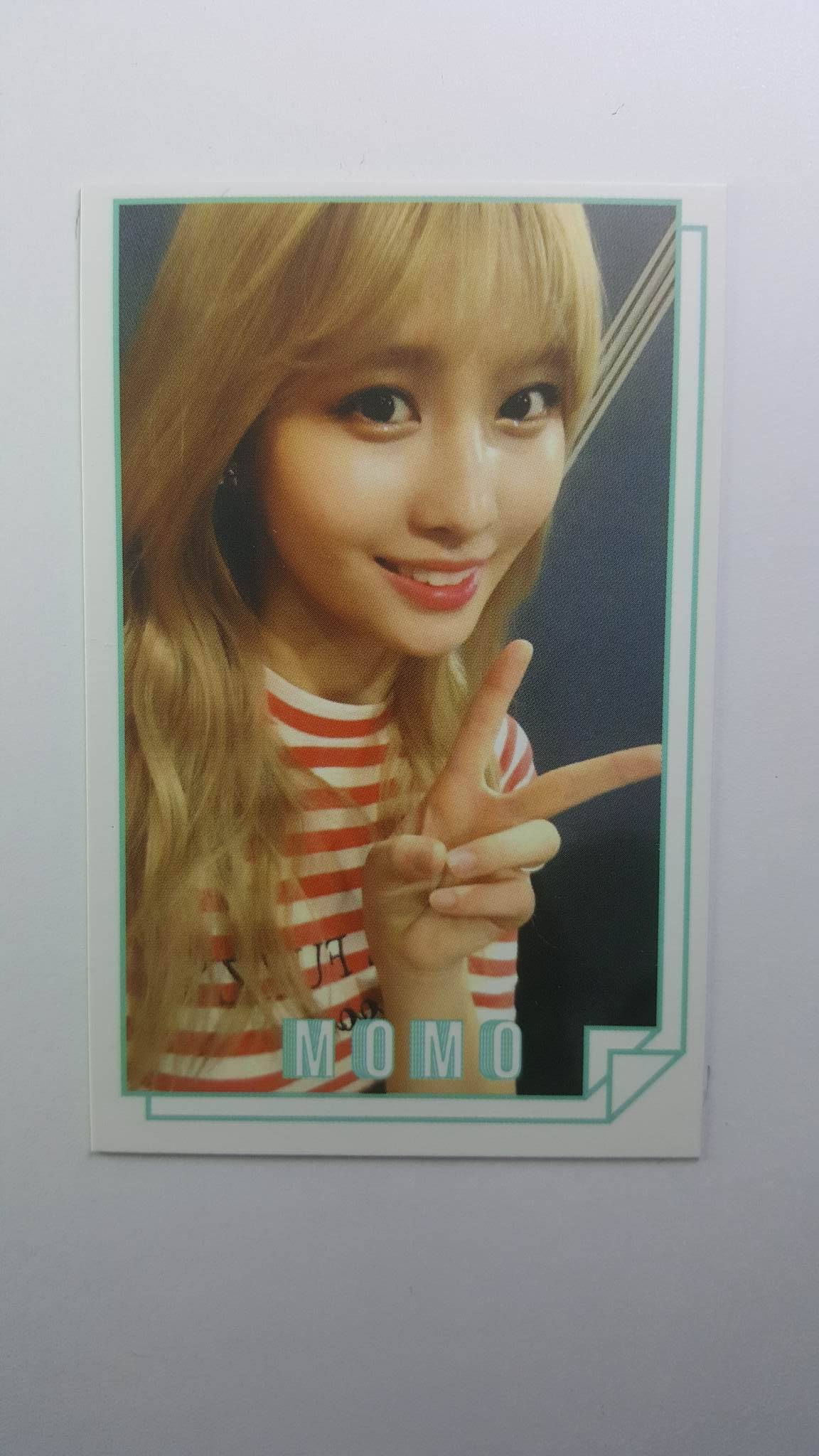 TWICE - Momo (PageTwo)