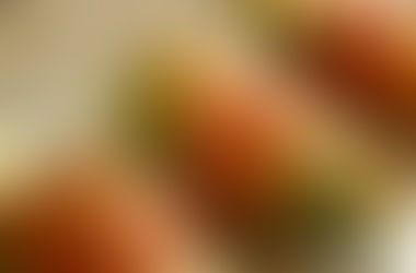 Botanas de chiles jalapenos rellenos con tocino