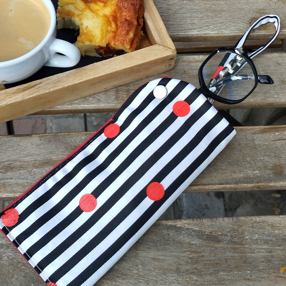 Miniature : Etui à lunettes