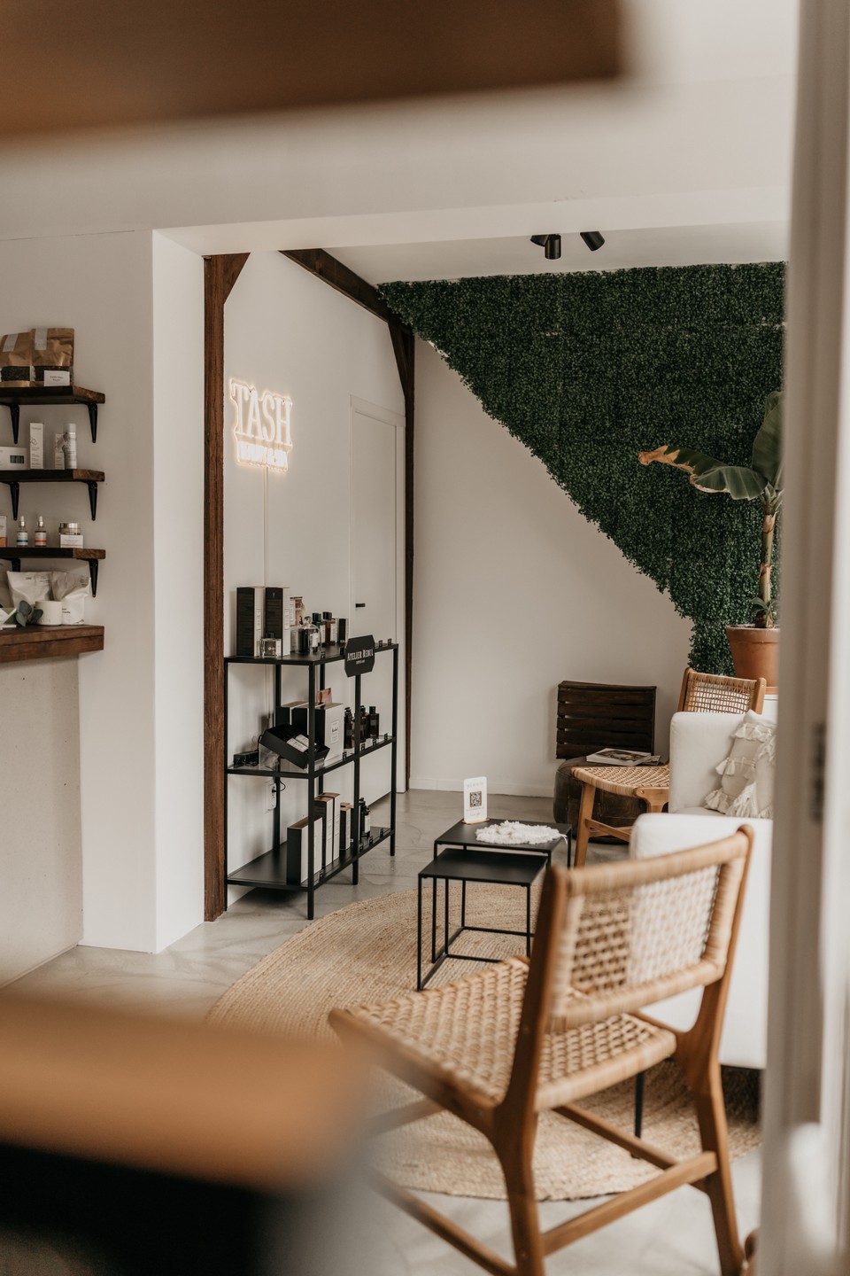 Rustige behandelruimte van TASH Beauty & Spa