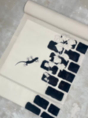 染名古屋帯＊ヤモリ（象牙色）