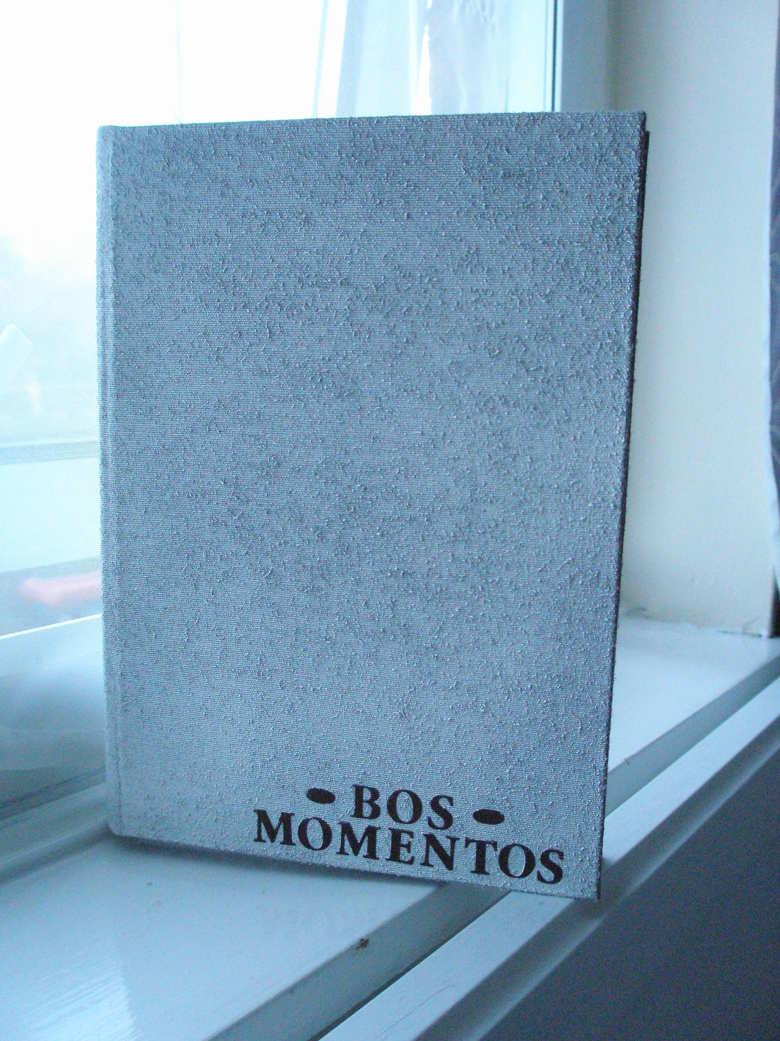 Bos Momentos Bookbinding (2014)