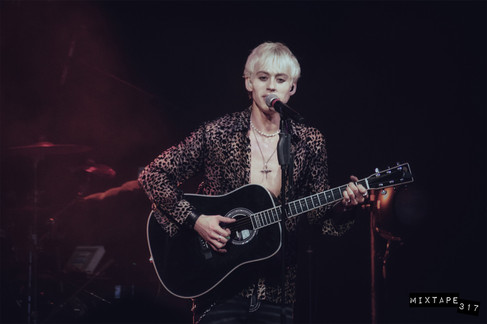 Emei Takes Fans Down a “RABBITHOLE” During Her Sold Out Show in New York - photo gallery