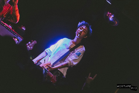 LØREN Rocks Out to 'THE WAITS' with Sold Out Crowd in Los Angeles