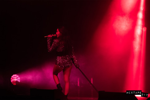 Hwasa Twits Tour in Los Angeles Photo Gallery