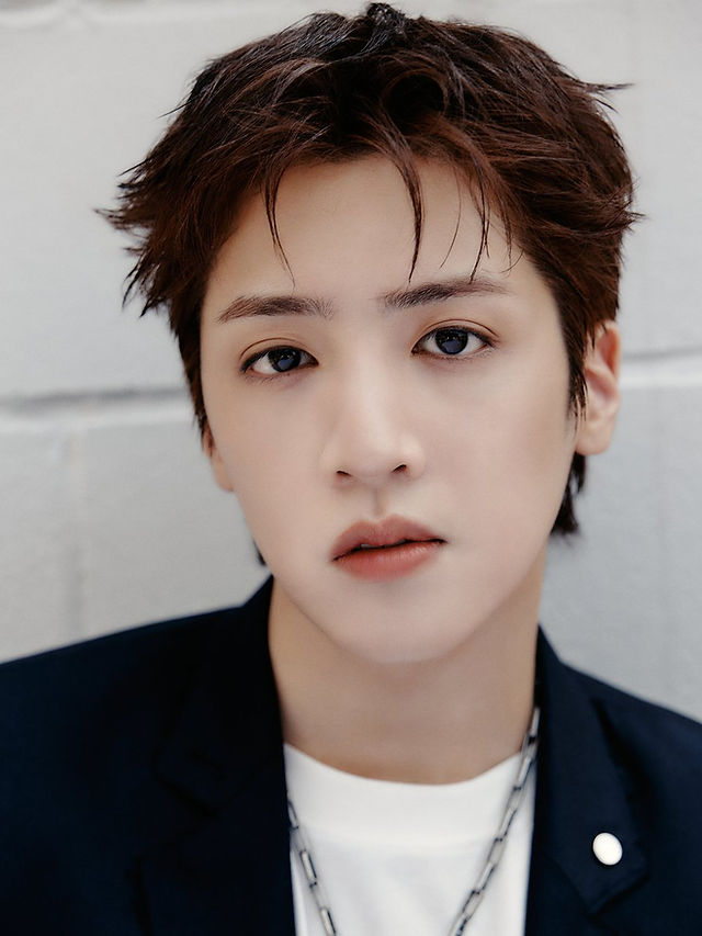 PENTAGON Faces Vulnerability in “Coward” - Written by Kaitlin Kim