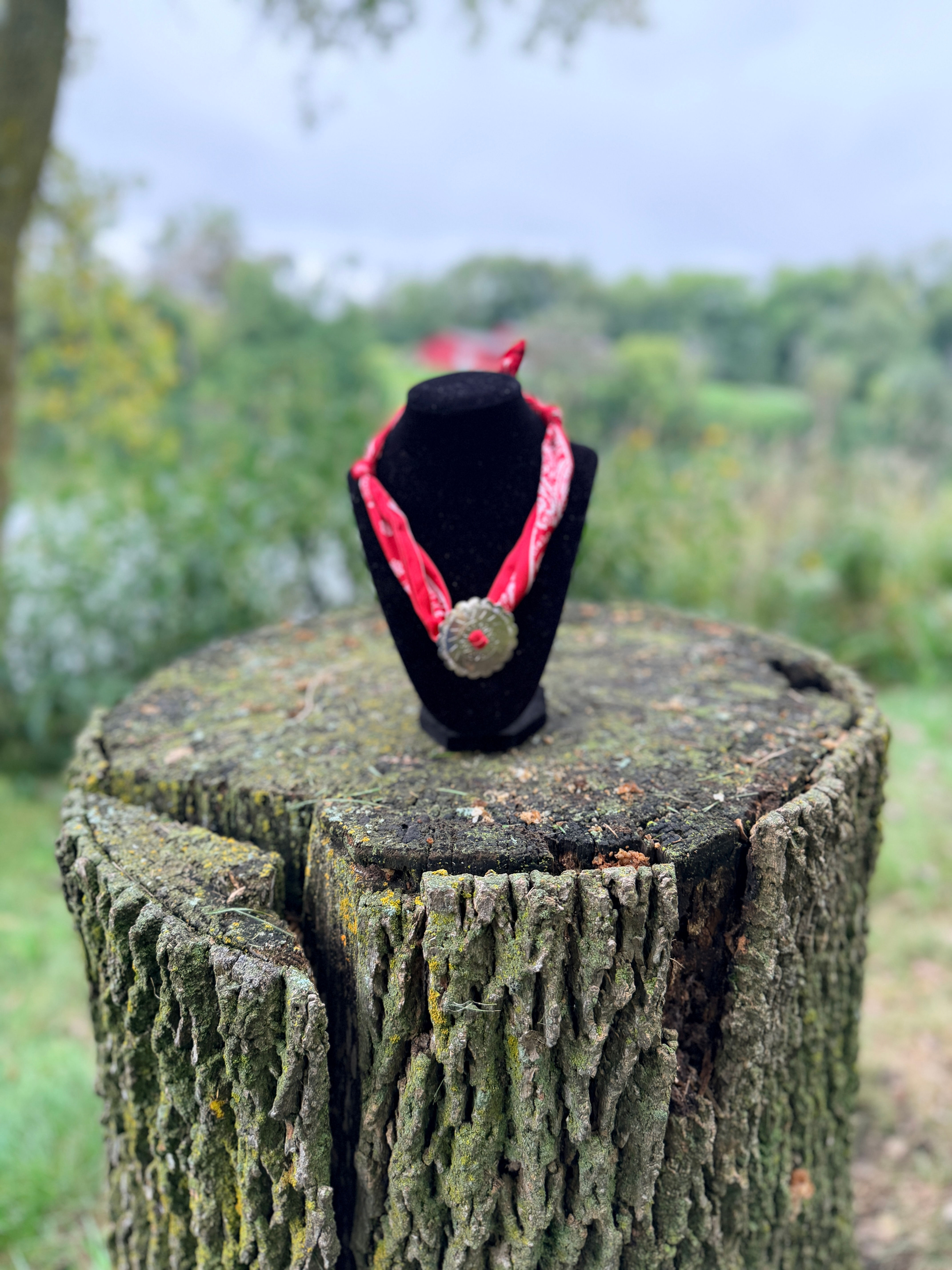 Crimson Clover Scarf Necklace