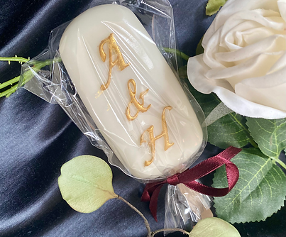 initial cakesicle by Cakes of Curiosity.heic