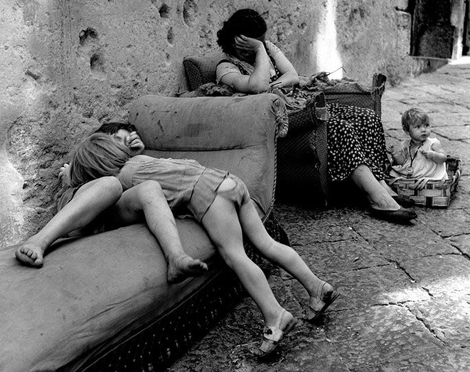 une rue de Naples 1955