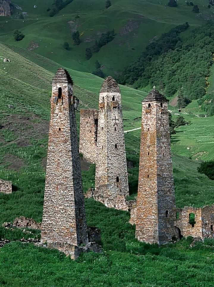 Les Tours Ingouches : les témoins silencieux de l'Histoire Prohistoire