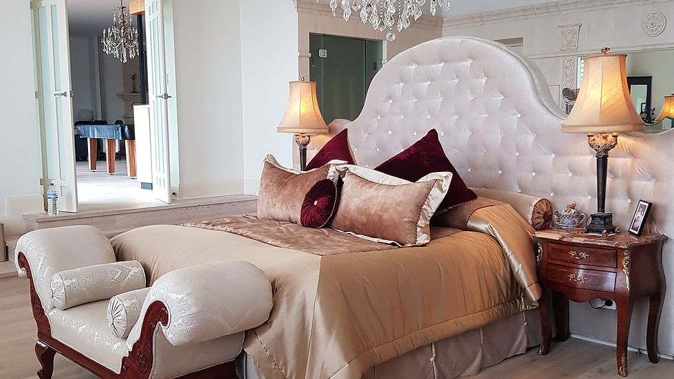 Luxurious bedroom