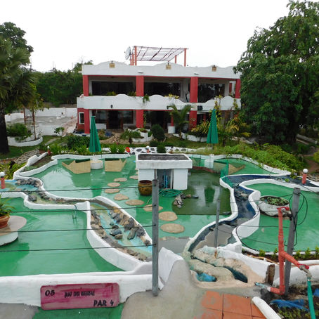 Mirabel Pattaya mini golf annulé