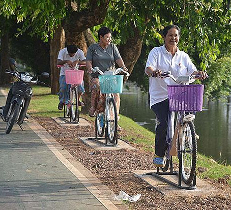 Biking for clean water in Phitsanulok