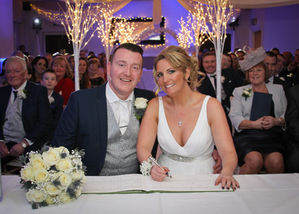 Bulls Head Wedding Photographer | Debbie and Danny's Wedding