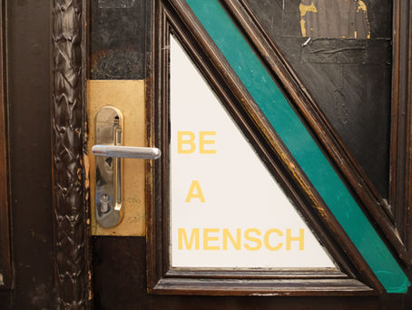 "Be A Mensch" - Arise Tagebuch April