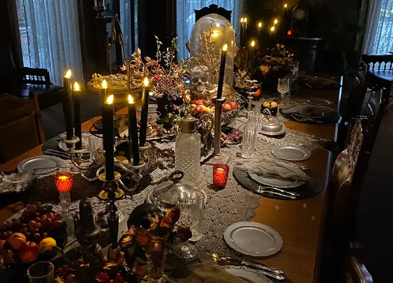Haunted Mansion gothic banquet 