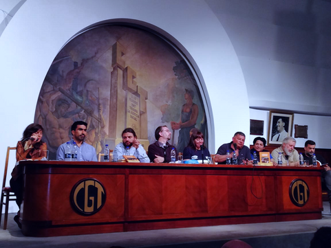 JUAN GRABOIS SE PUSO CAMISA