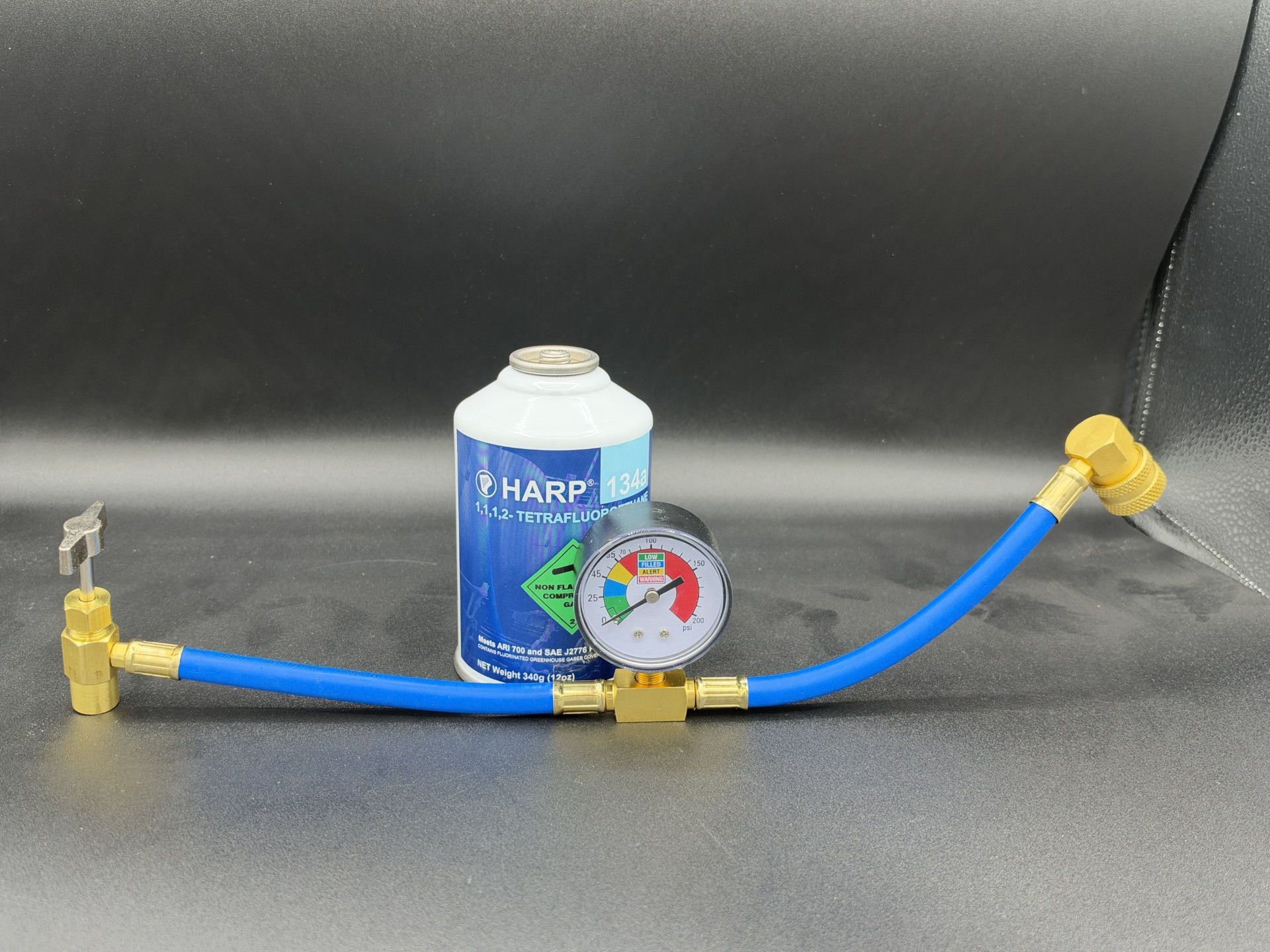 Harp Genuine R134a Refrigerant (1) 12oz Can with Charging Gauge