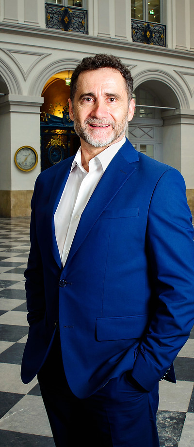 Stéphane Asensio_Portrait professionnel-01_edited.jpg