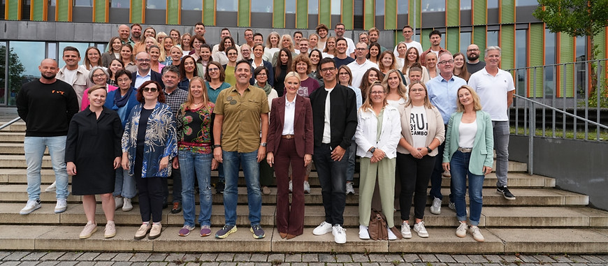 Kollegiumsfoto 2025.JPG