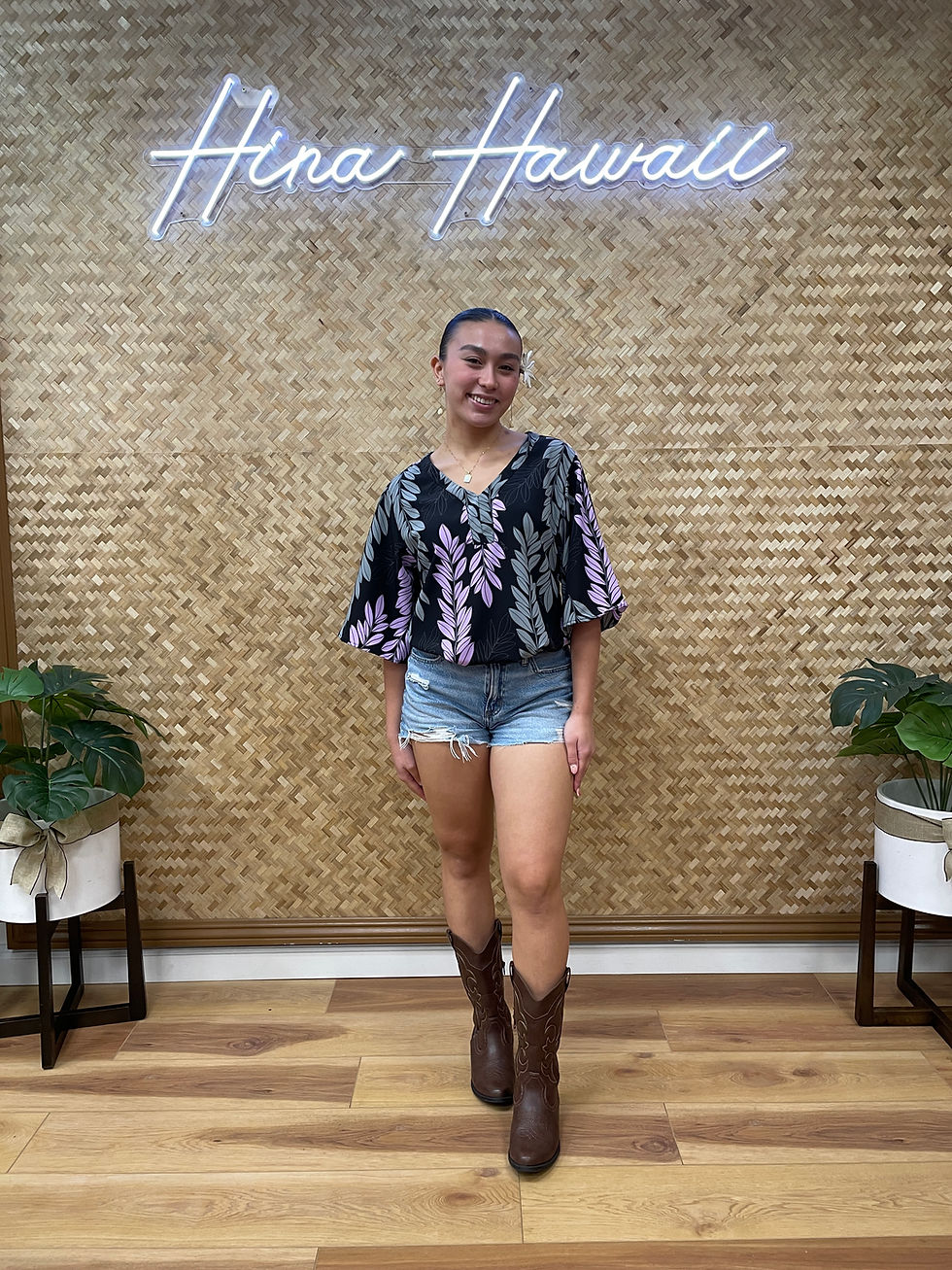 Thumbnail: Mohala Top / Maile Kaluhea