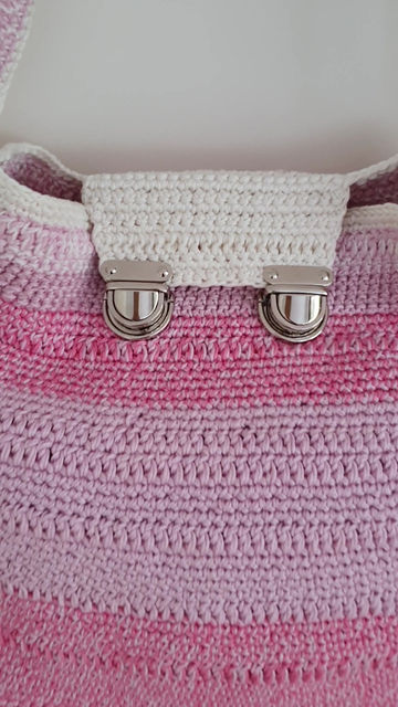 Miniaturbild: Gehäkelte Tasche🦋🌸