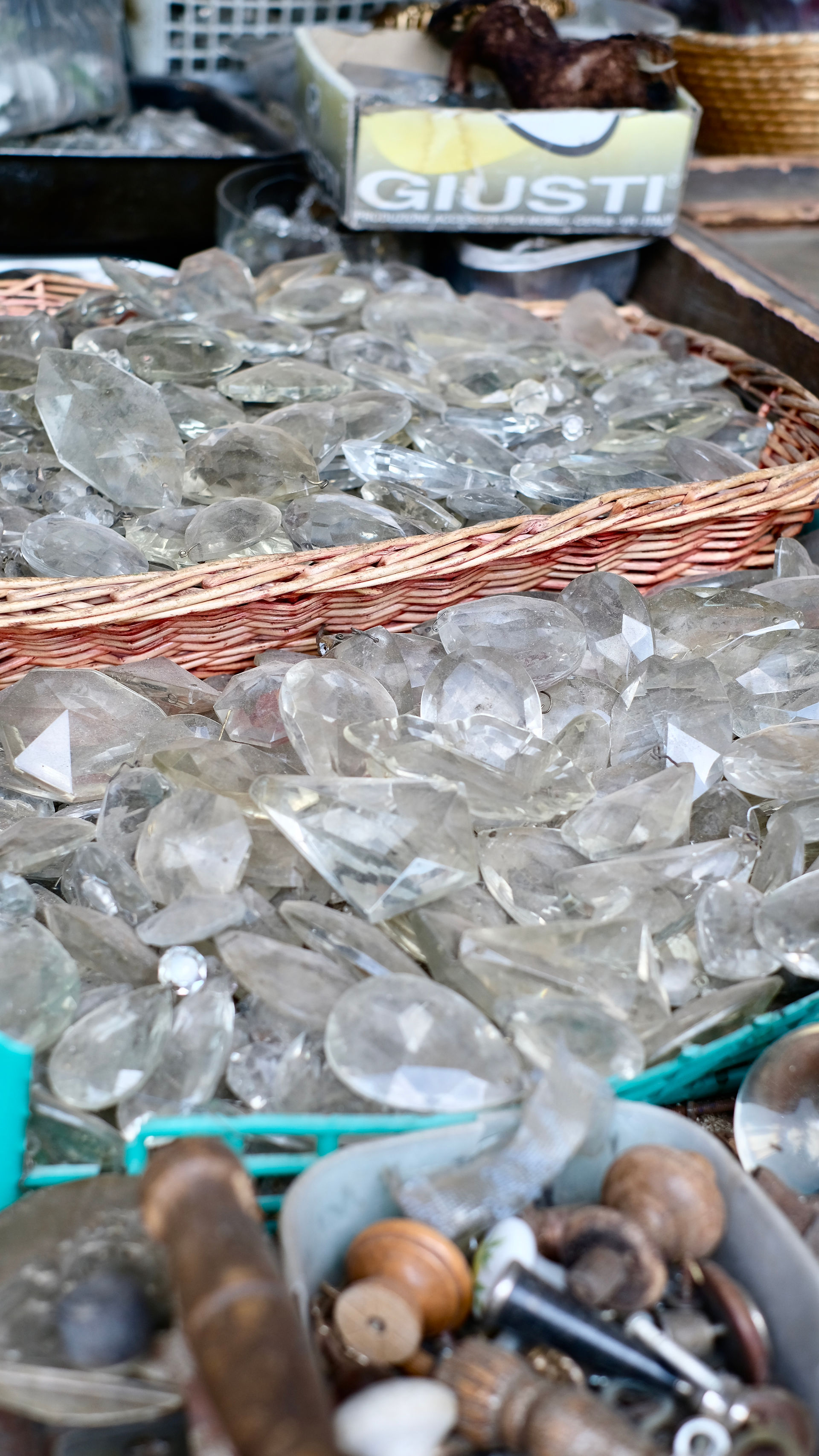 Spare parts for chandeliers at the "Mercato delle Pulci" flea market in Palermo